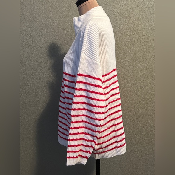 Vine & Love NWT Red White Striped Half Zip Sweater M - Picture 3 of 8